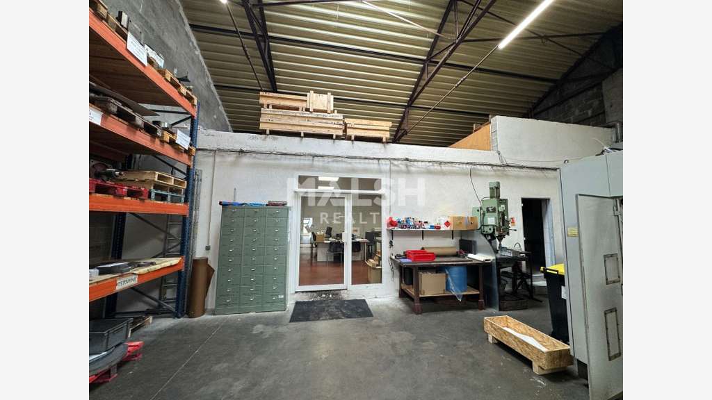 LOCAL D'ACTIVITES - A LOUER - 490 m² - SAINT ETIEN