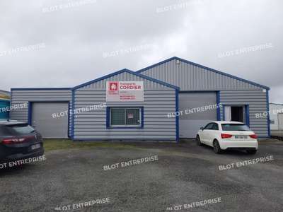 Location Locaux d'activités - Entrepôts à Saint-Évarzec