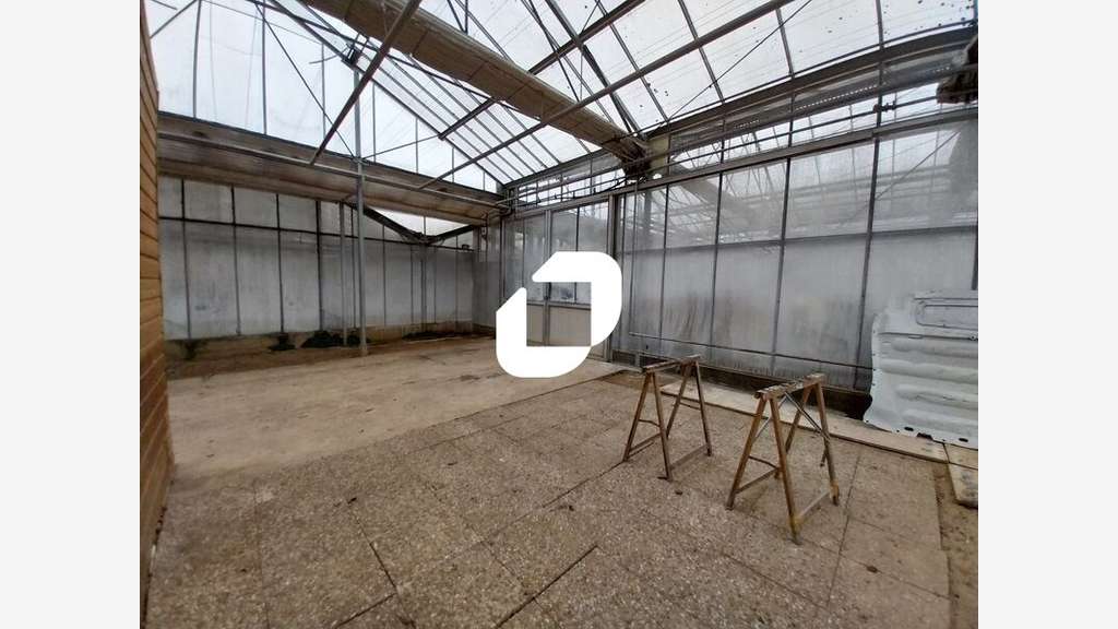 A louer Local d'activité 107m² Saint forget