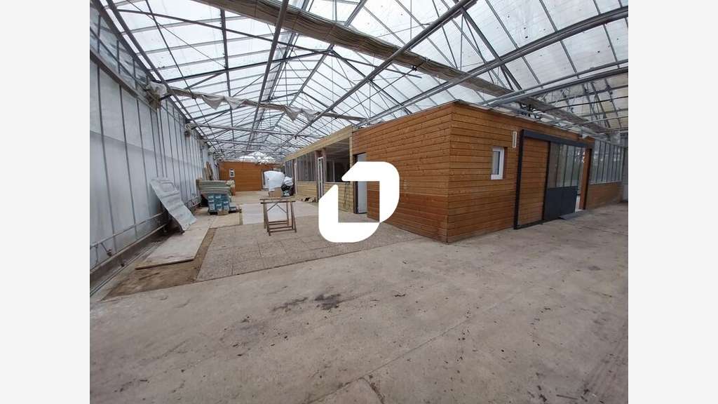 A louer Local d'activité 107m² Saint forget
