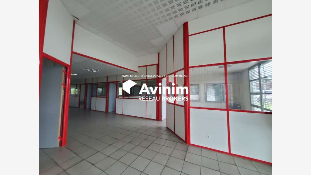Bâtiment d'activité 1071m² Saint-Genis-Pouilly