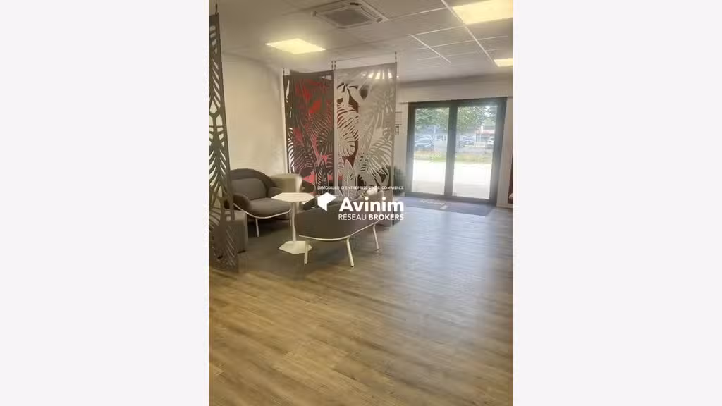 A louer bureaux récents 140m² ZAC de l'Allondon