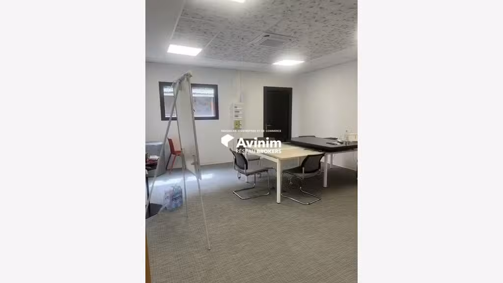 A louer bureaux récents 140m² ZAC de l'Allondon