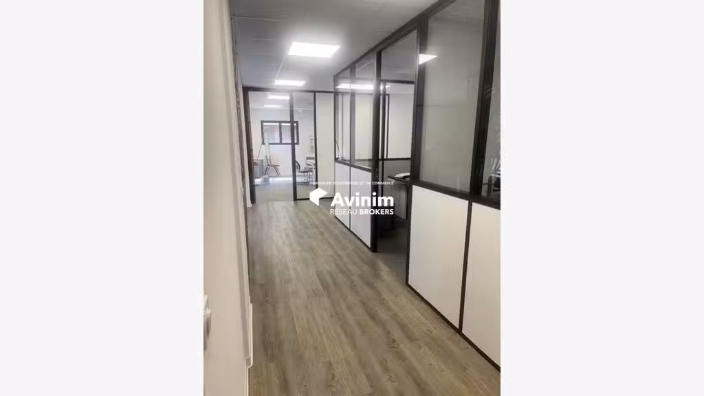 A louer bureaux récents 140m² ZAC de l'Allondon