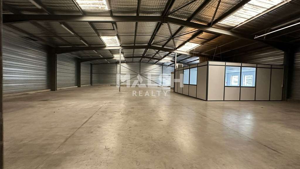 Bâtiment indépendant 1000m² St-Georges-de-Reneins
