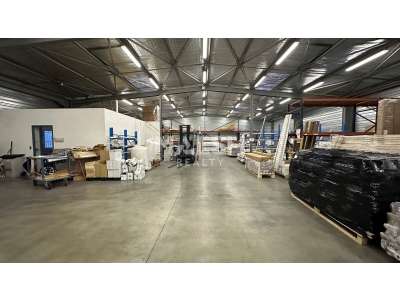 Location Locaux d'activités - Entrepôts à Saint-Georges-de-Reneins