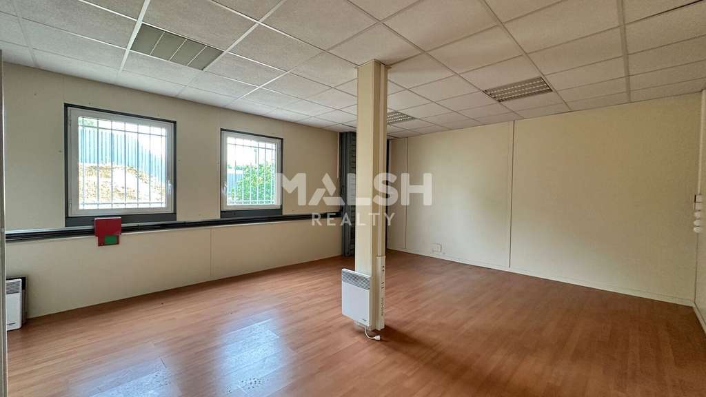 Bâtiment indépendant 1000m² St-Georges-de-Reneins
