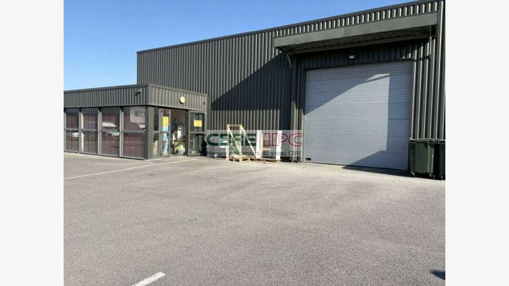 Loue local d'activité 306m² à St Geours de Maremne