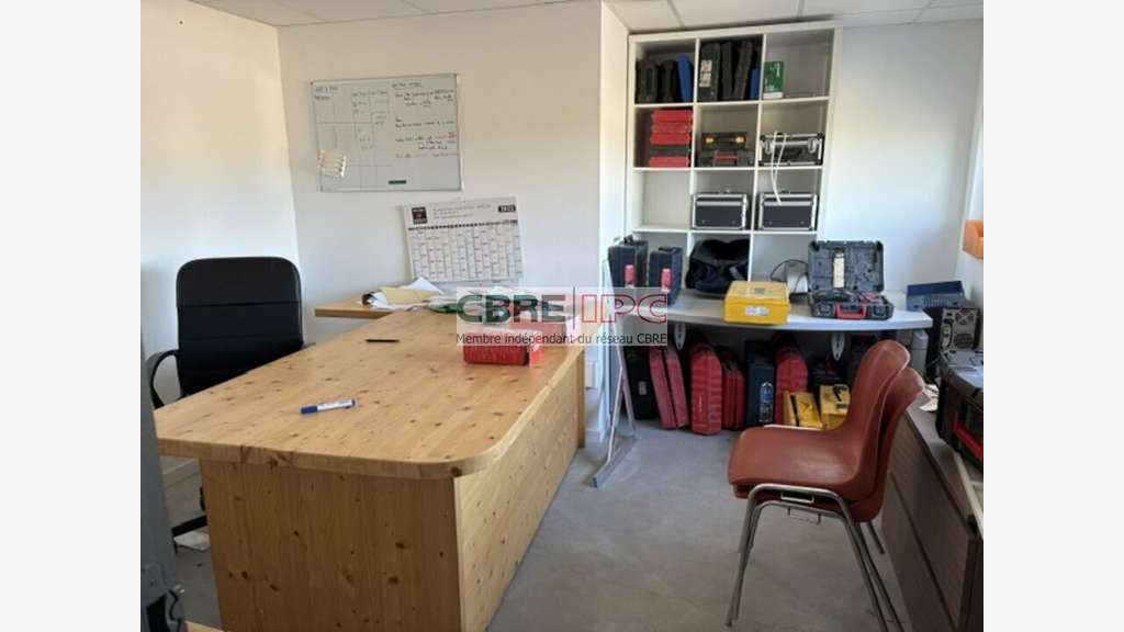 Loue local d'activité 306m² à St Geours de Maremne