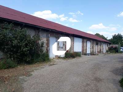 Location Locaux d'activités - Entrepôts à Saint-Germain-de-la-Grange