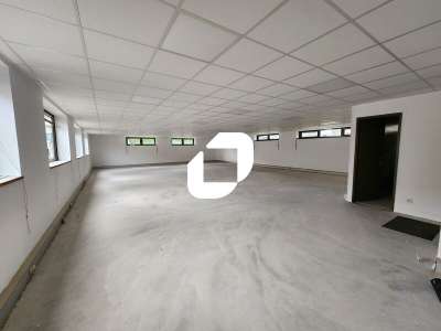 Location Locaux d'activités - Entrepôts à Saint-Germain-en-Laye