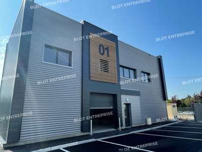 Location cellule 305m² Nantes Ouest Saint-Herblain