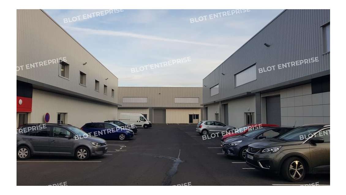 A louer locaux d'activités 265m² à Saint Herblain