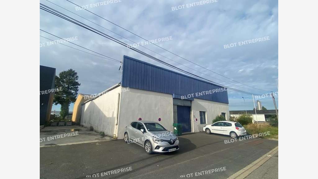 A louer local activités 400m² St-Herblain Atlantis