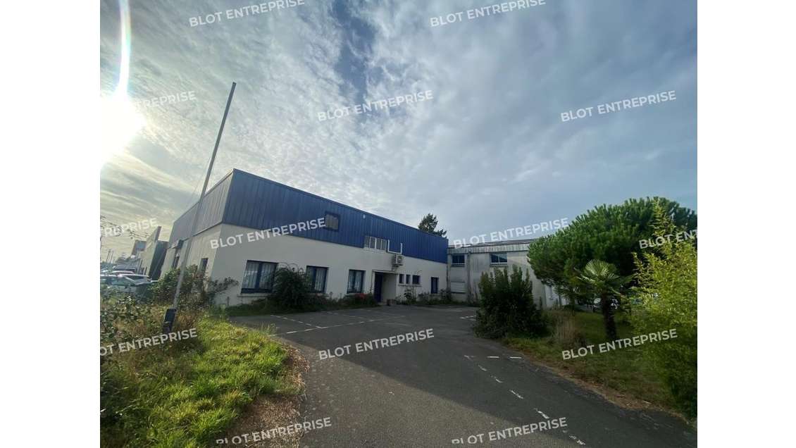 A louer local activités 400m² St-Herblain Atlantis
