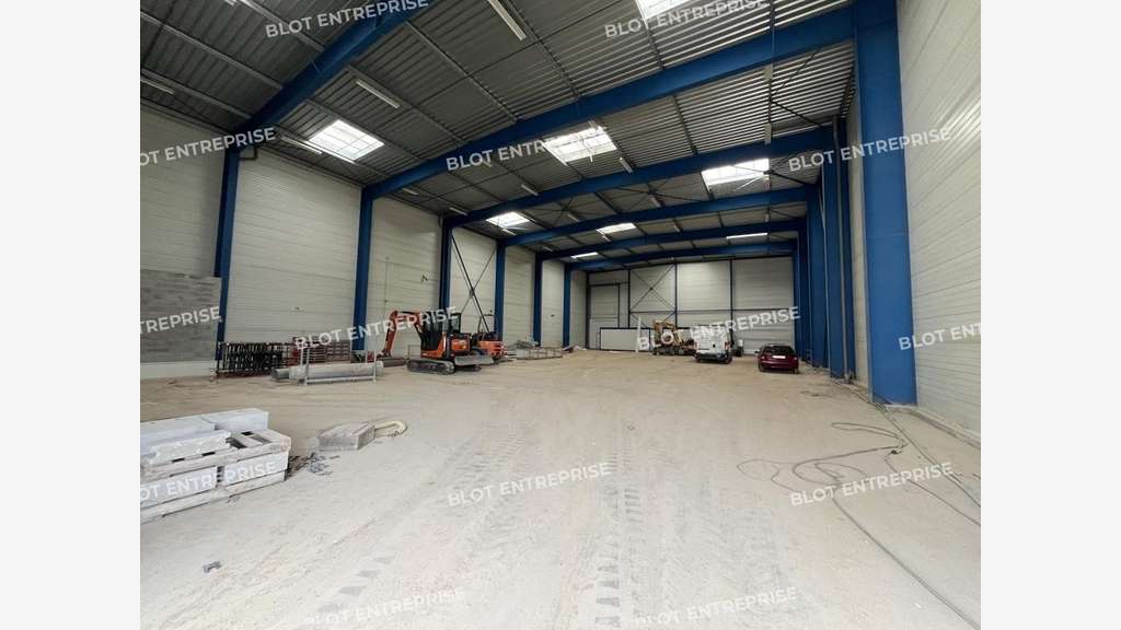 A louer local neuf 554m² St-Herblain Zone Atlantis