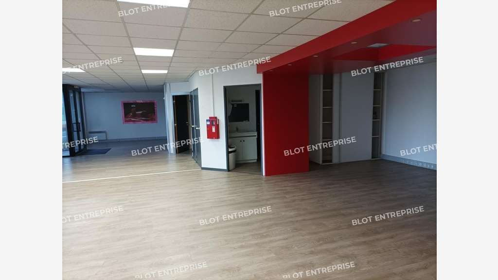 A louer locaux d'activités 495m² à Saint-Herblain