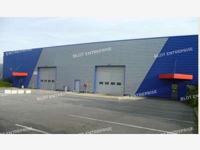 A louer locaux d'activités 1 080m² Saint Herblain
