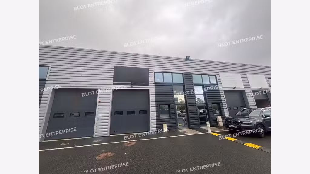 A louer locaux d'activités 187m² à Saint-Herblain
