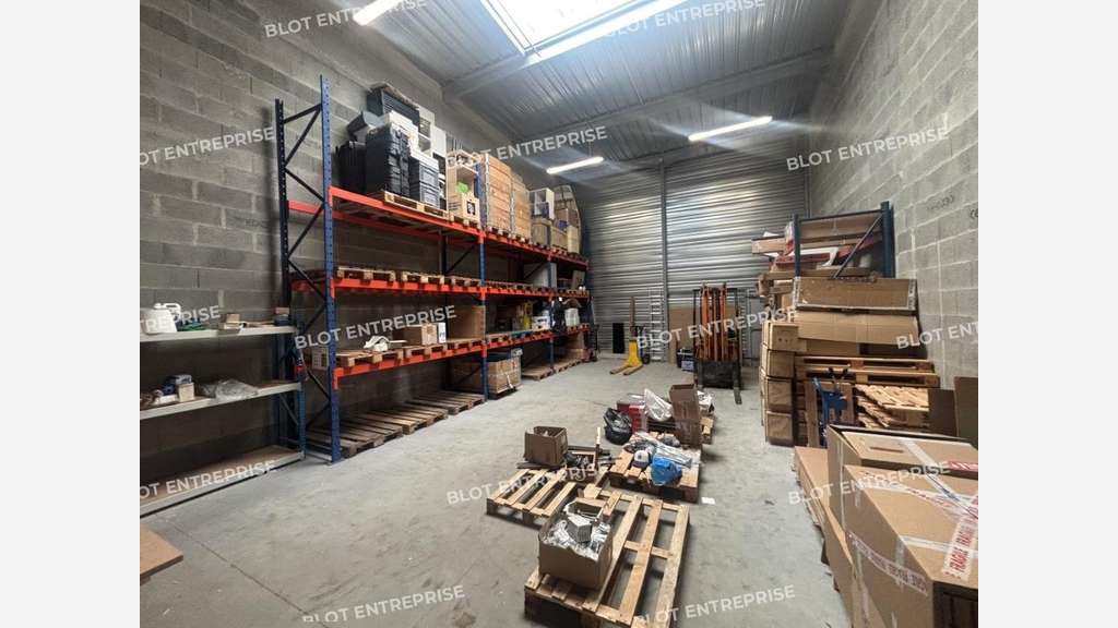 A louer locaux d'activités 187m² à Saint-Herblain