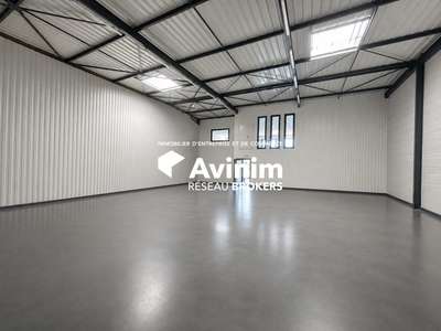 Location local d'activité 494 m² à St ISMIER