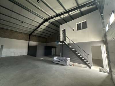 Location Locaux d'activités - Entrepôts à Saint-Jean-de-Braye