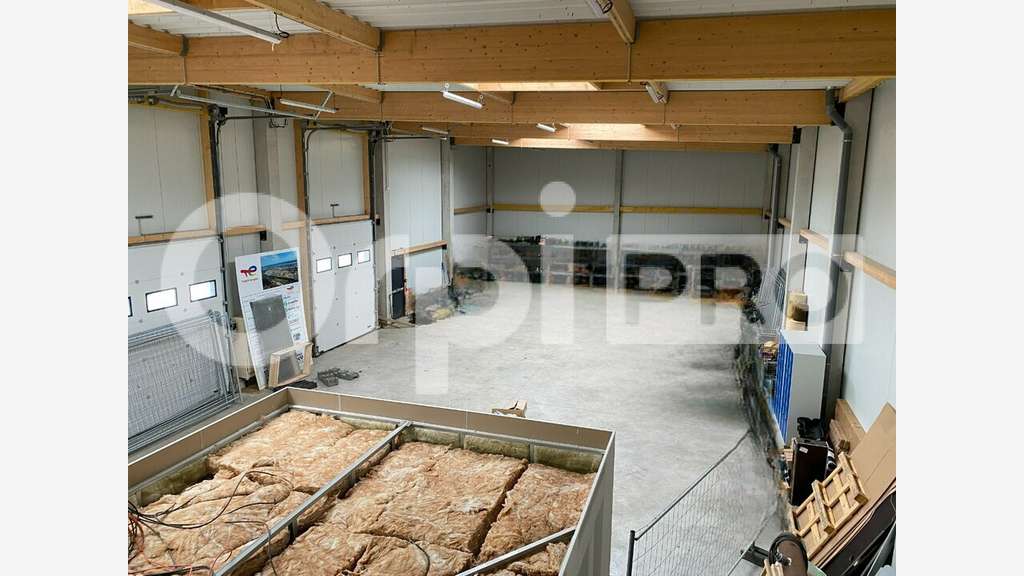 A louer local d'activités 360m² ZA Bolbec-St Jean
