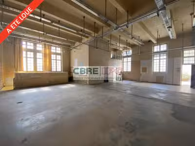 Loue local stockage 198m² centre Saint Jean de Luz