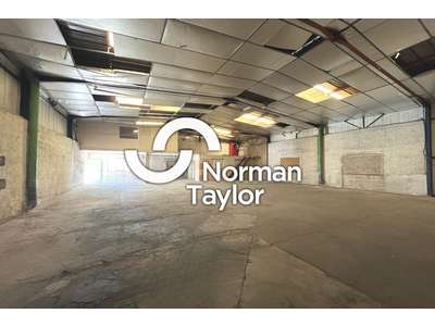 Location Locaux d'activités - Entrepôts à Montpellier