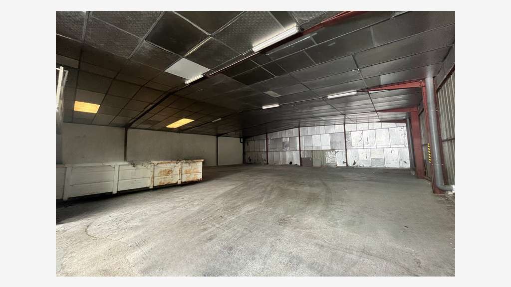Local d'activité à louer 620m² Saint-Jean-de-Védas