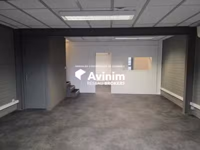 SAINT-JEAN-DE-VEDAS - A louer - Bureaux de 115 m²