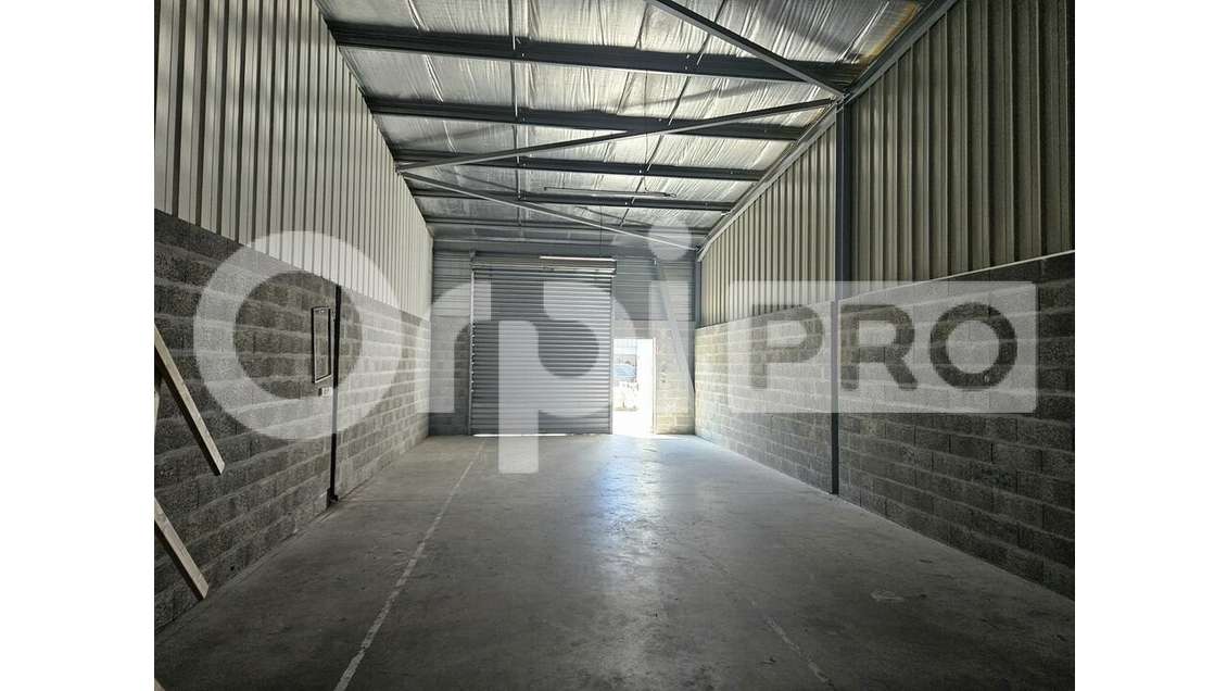 Local d'activité à louer à Saint-Jean-d'Illac