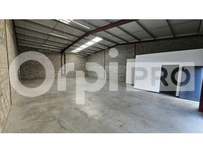 Location Locaux d'activités - Entrepôts à Saint-Jean-d'Illac