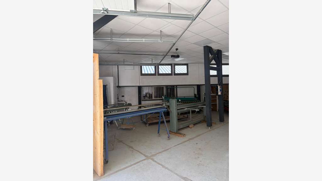 Local d'activité 90m² à louer Saint-Jeoire-Prieuré