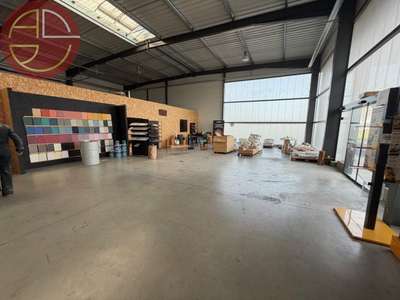 Location Locaux d'activités - Entrepôts à Saint-Jory