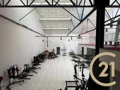 Location Locaux d'activités - Entrepôts à Saint-Juéry