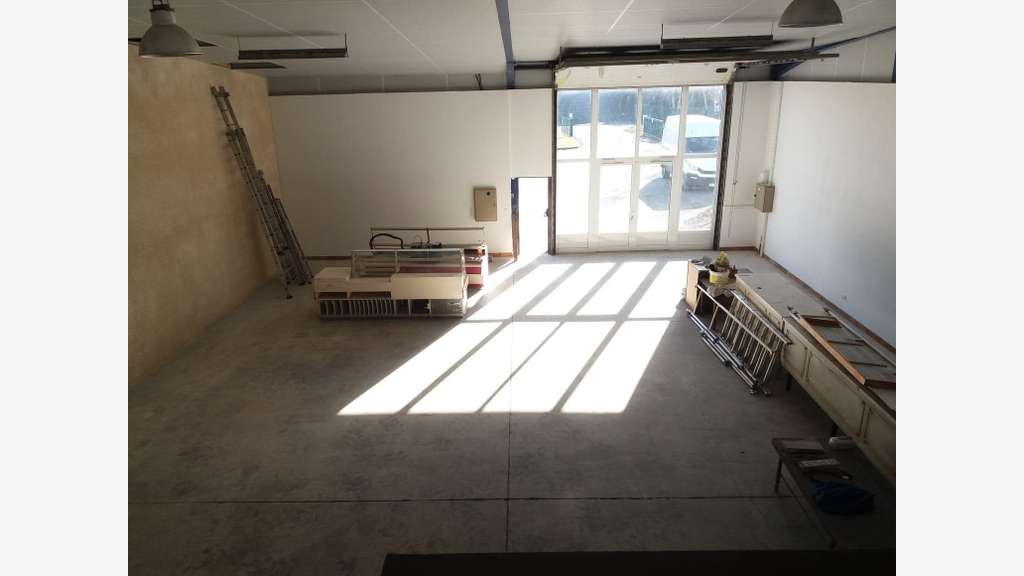 Local d'activité 250m² à louer sur Saint-Junien