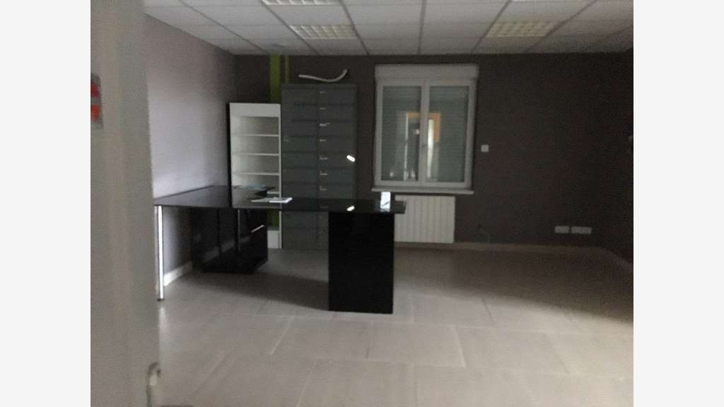 Local d'activité 250m² à louer sur Saint-Junien