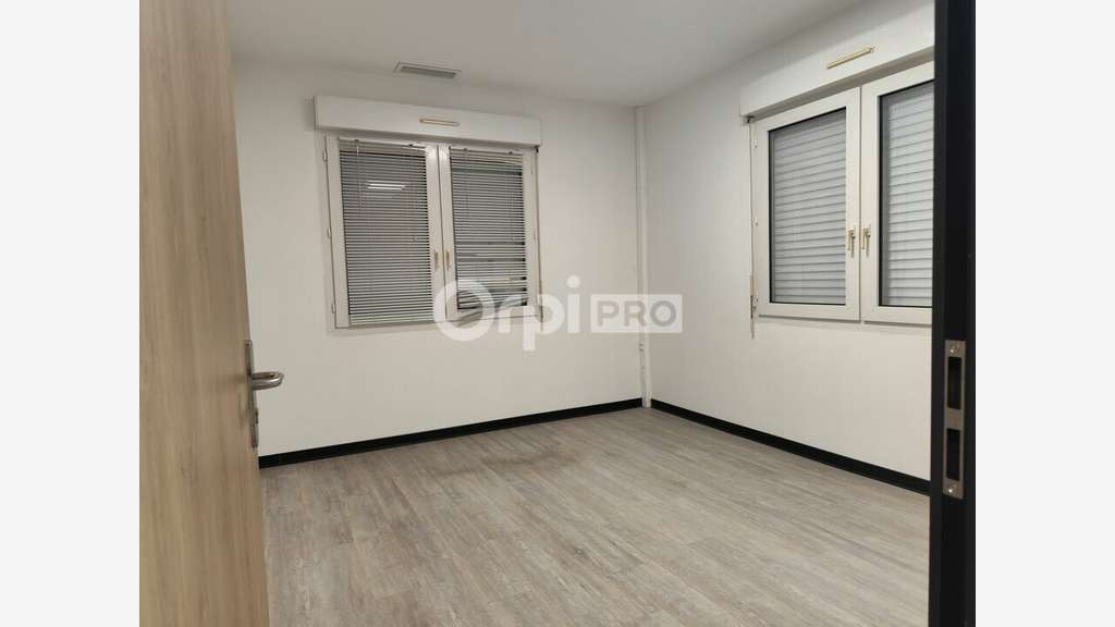 A louer local d'activités + de 155m² Saint Junien