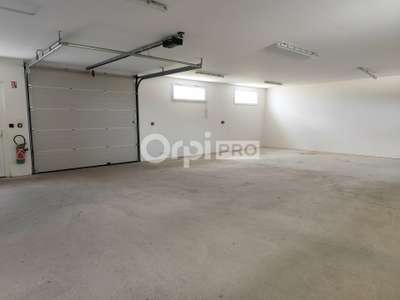 A louer local d'activités + de 155m² Saint Junien
