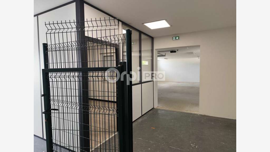 A louer local d'activités + de 155m² Saint Junien
