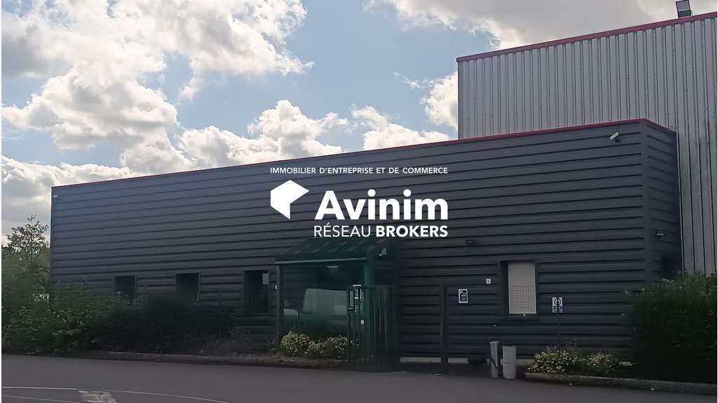 Bâtiment logistique de 3018m² à louer prox Arras