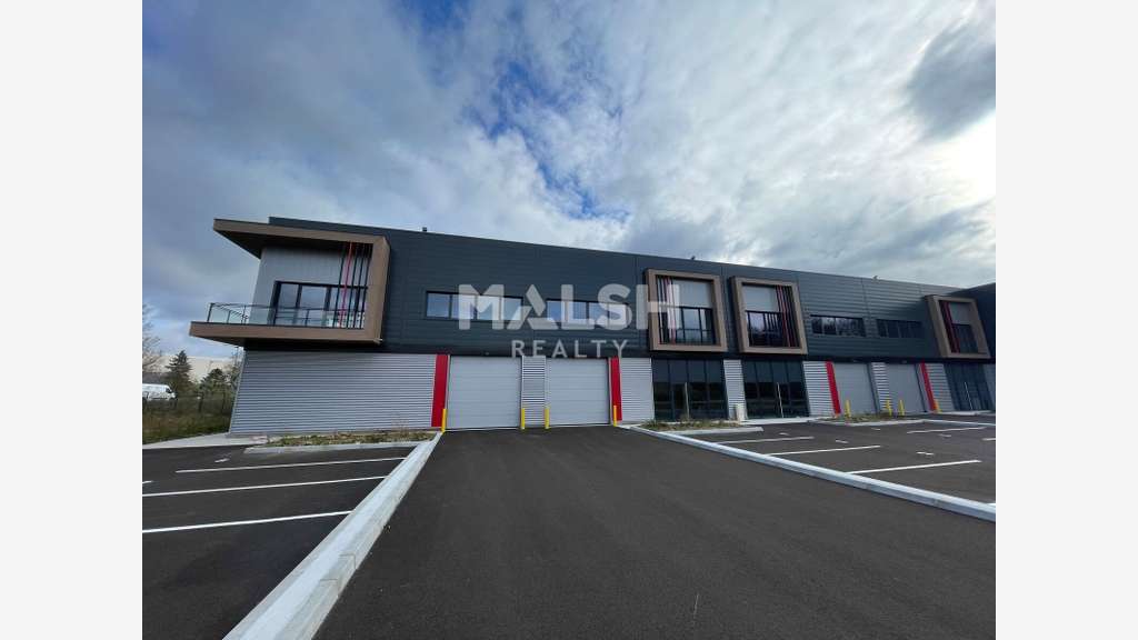 Locaux d'activités neufs à Saint-Laurent-de-Mure