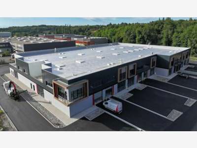 SAINT-LAURENT-DE-MURE - LOCAL D'ACTIVITE -