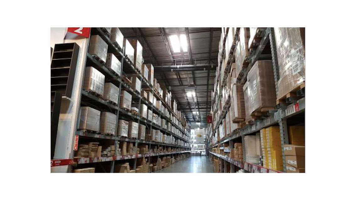 A louer bâtiments 600m² à Saint-Laurent-du-Maroni