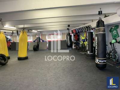 Location Locaux d'activités - Entrepôts à Saint-Laurent-du-Var