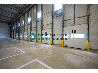 Location Locaux d'activités - Entrepôts à Saint-Léger-de-Linières