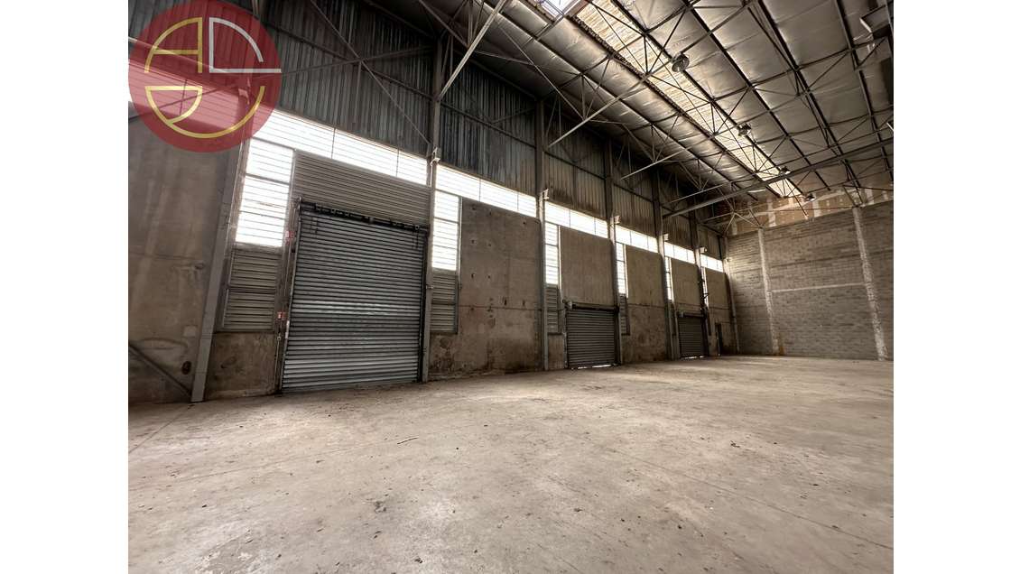 Location entrepôt 3200m² à Toulouse Sud Ouest