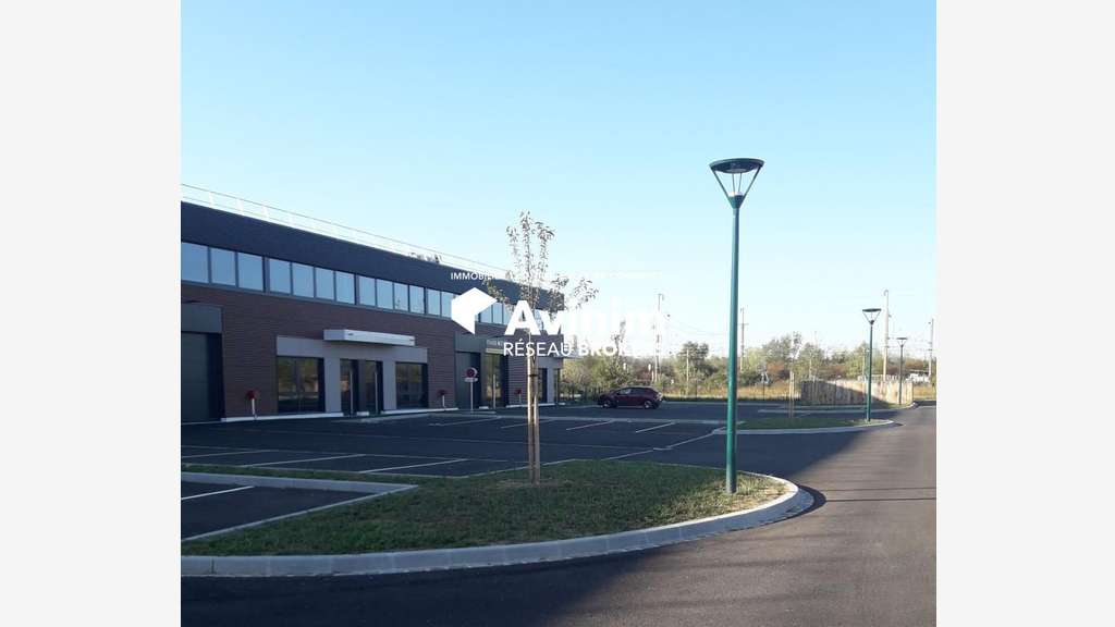 A louer local d'activités 390m² à Saint-Louis