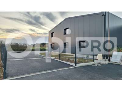 Location Locaux d'activités - Entrepôts à Saint-Lyphard